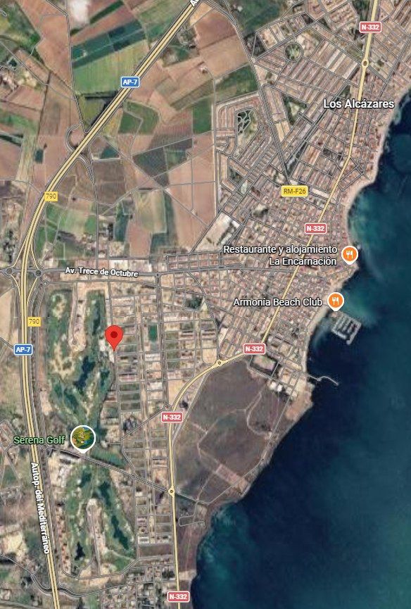 Luchtfoto met de ligging aan Serena Golf, Los Alcázares en de Mar Menor